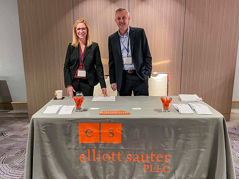 Elliott Sauter sponsor table